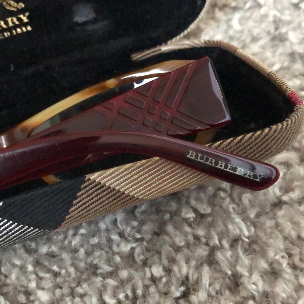 Burberry Frames - image 3